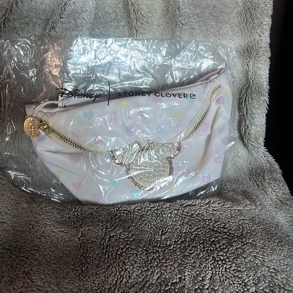 Limited edition Disney Fanny Pack - Picture 2 of 2